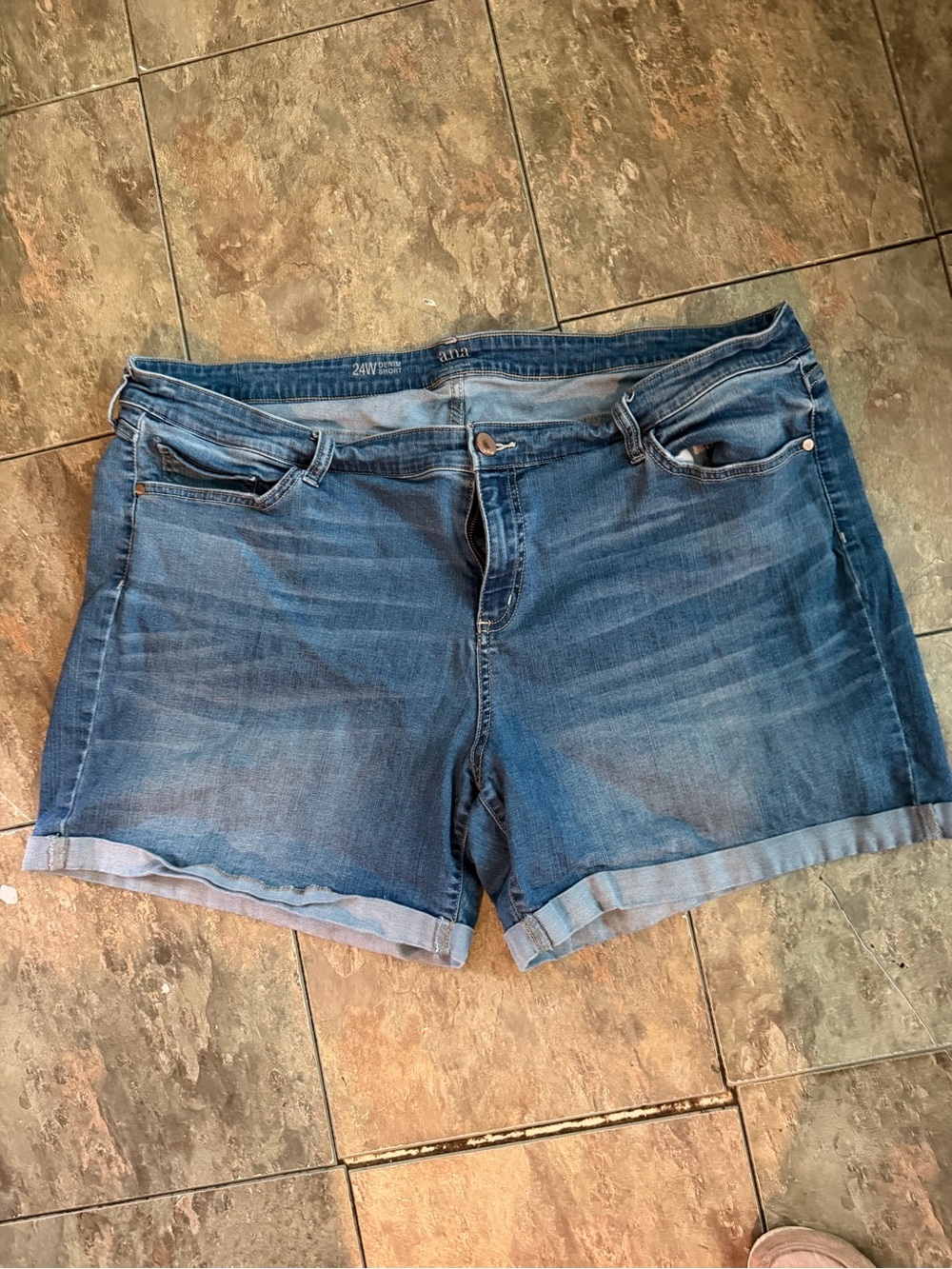 Ana High-Rise Denim Shorts in Blue 24w